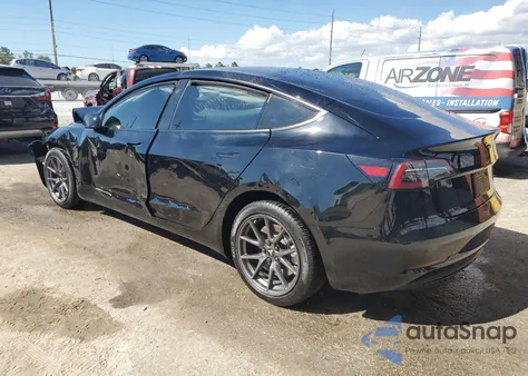 2023 Tesla Model 3 из США, поврежденный, VIN 5YJ3E1EAXPF584232